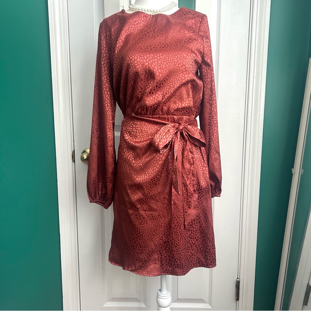 Gilli Long Sleeve Silky Rust Wrap Dress small